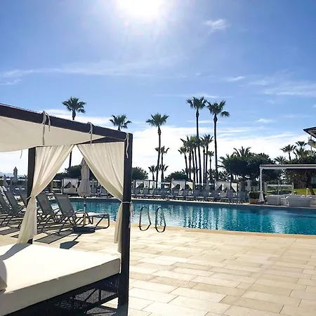 Playa Esperanza Affiliated By Melia アパートホテル 4*