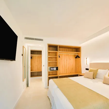 Playa Esperanza Affiliated By Melia アパートホテル 4*