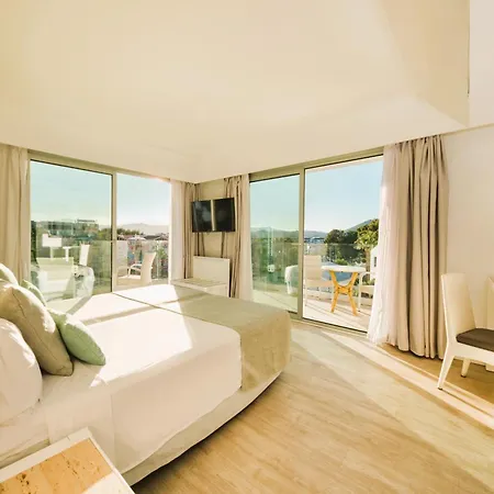 Playa Esperanza Affiliated By Melia アパートホテル 4*