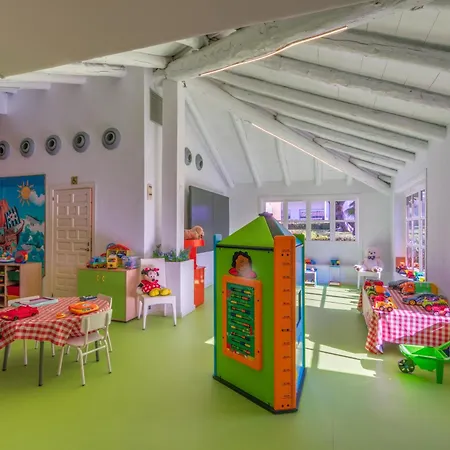 Playa Esperanza Affiliated By Melia Aparthotel 4*