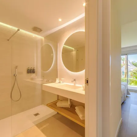 Playa Esperanza Affiliated By Melia Aparthotel 4*
